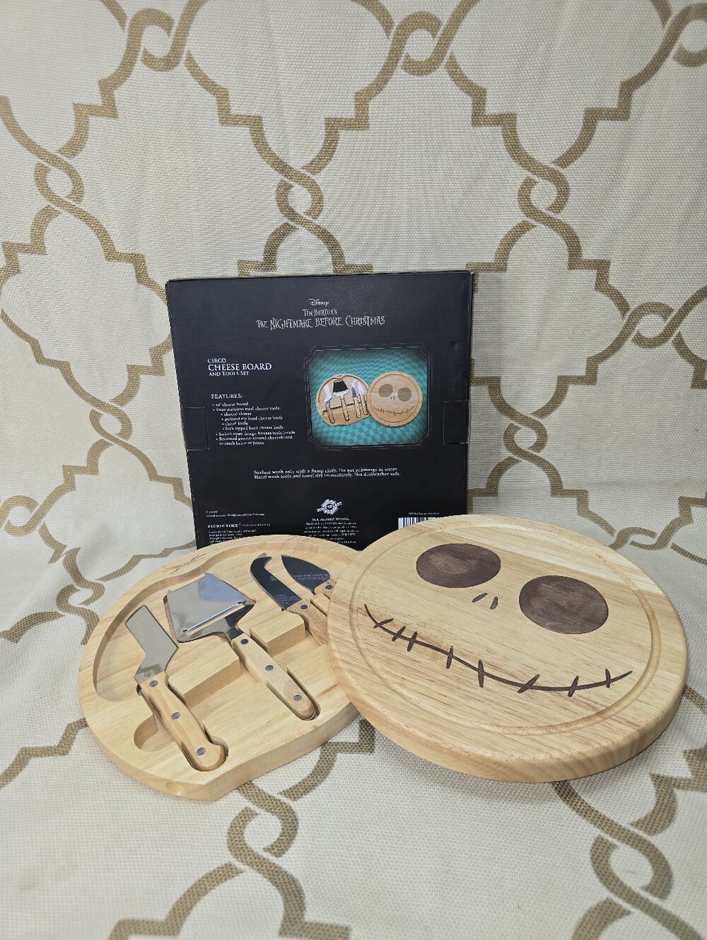 Disney The Nightmare Before Christmas Jack Skellington Cheese Board & Tools New